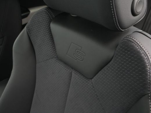 Audi Q3 35 TFSI 150 pk S-Tronic S line edition Trekhaak, Navi, Led, Pdc, Car play 28 ActivLease financial lease