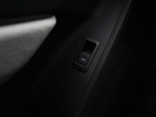 Audi Q3 35 TFSI 150 pk S-Tronic S line edition Trekhaak, Navi, Led, Pdc, Car play 28 ActivLease financial lease