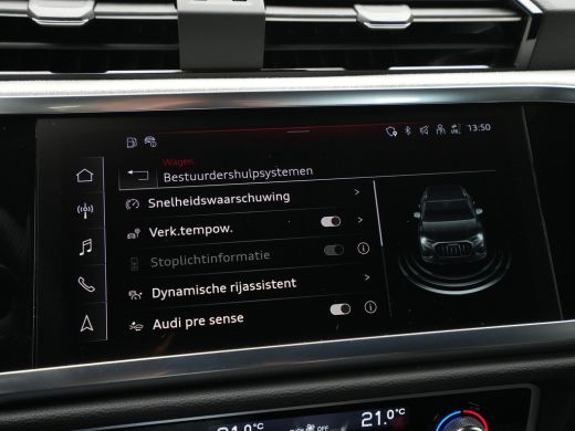 Audi Q3 35 TFSI 150 pk S-Tronic S line edition Trekhaak, Navi, Led, Pdc, Car play 28 ActivLease financial lease