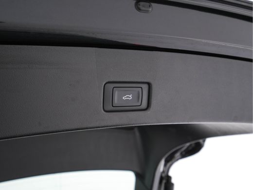 Audi Q4 e-tron 40 S-Line Edition 77 kWh [ 3-Fase ] {SOH-92%} (INCL-BTW) *HEAT-PUMP | LEATHER-FABRIC | MATRIX-LED... ActivLease financial lease