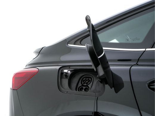 Audi Q4 e-tron 40 S-Line Edition 77 kWh [ 3-Fase ] {SOH-92%} (INCL-BTW) *HEAT-PUMP | LEATHER-FABRIC | MATRIX-LED... ActivLease financial lease