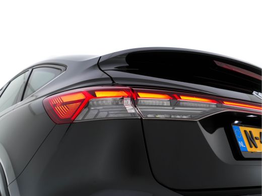 Audi Q4 e-tron 40 S-Line Edition 77 kWh [ 3-Fase ] {SOH-92%} (INCL-BTW) *HEAT-PUMP | LEATHER-FABRIC | MATRIX-LED... ActivLease financial lease