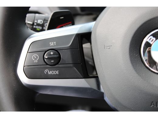 BMW 1 Serie 120 M Sport Automaat / Sportstoelen / M Adaptief onderstel / Comfort Access / Head-Up / Harman-Ka... ActivLease financial lease