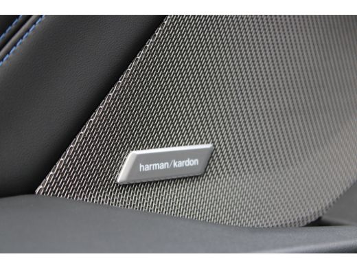 BMW 1 Serie 120 M Sport Automaat / Sportstoelen / M Adaptief onderstel / Comfort Access / Head-Up / Harman-Ka... ActivLease financial lease