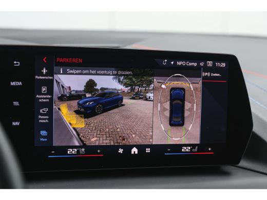 BMW 2 Serie M235 xDrive High Executive M Sport Automaat / Panoramadak / M Sportstoelen / M Adaptief onderstel... ActivLease financial lease