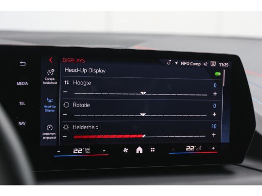 BMW 2 Serie M235 xDrive High Executive M Sport Automaat / Panoramadak / M Sportstoelen / M Adaptief onderstel... ActivLease financial lease