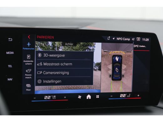 BMW 2 Serie M235 xDrive High Executive M Sport Automaat / Panoramadak / M Sportstoelen / M Adaptief onderstel... ActivLease financial lease