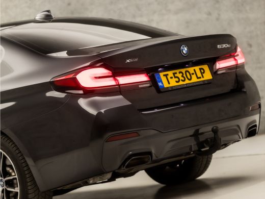 BMW 5 Serie 530e xDrive M Sport 294Pk Automaat (APPLE CARPLAY, M PAKKET, ADAPTIVE CRUISE, GETINT GLAS, SFEERV... ActivLease financial lease