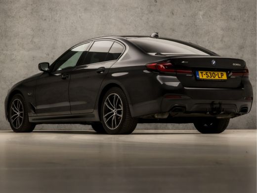 BMW 5 Serie 530e xDrive M Sport 294Pk Automaat (APPLE CARPLAY, M PAKKET, ADAPTIVE CRUISE, GETINT GLAS, SFEERV... ActivLease financial lease