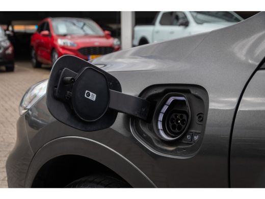 Ford Kuga 2.5 PHEV ST-Line X | Winterpakket | 360 Camera | Cruise adaptief | Dodehoek detectie | Keyless | ... ActivLease financial lease