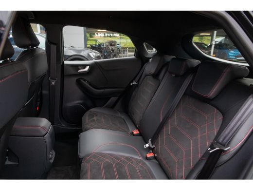 Ford Puma 1.0 EcoBoost Hybrid ST-Line X | Stuur/stoel/voorruit verwarming | Camera | Keyless | Carplay | Na... ActivLease financial lease