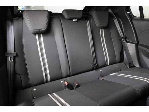 Opel Corsa 1.2 GS Line 130 | Navi | Camera | Panoramadak | Verw. Stoelen | Stuurverwarming | Cruise control ... ActivLease financial lease