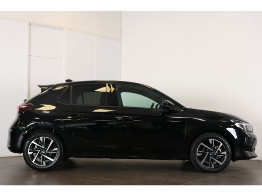 Opel Corsa 1.2 GS Line 130 | Navi | Camera | Panoramadak | Verw. Stoelen | Stuurverwarming | Cruise control ... ActivLease financial lease