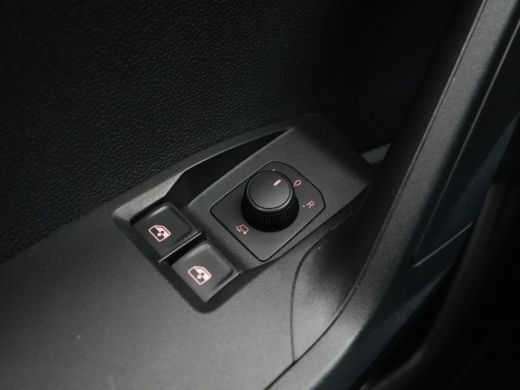 Seat Ibiza 1.0 TSI 115pk DSG Style Business Intense Navigatie Camera Clima Cruise 268 ActivLease financial lease