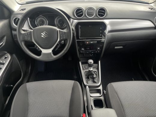 Suzuki Vitara 1.4 Boosterjet Select Smart Hybrid Trekhaak | Apple CarPlay & Android Auto | All seasonbanden | S... ActivLease financial lease