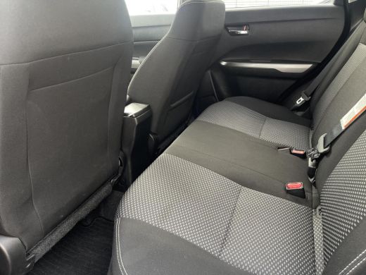 Suzuki Vitara 1.4 Boosterjet Select Smart Hybrid Trekhaak | Apple CarPlay & Android Auto | All seasonbanden | S... ActivLease financial lease