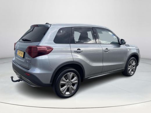 Suzuki Vitara 1.4 Boosterjet Select Smart Hybrid Trekhaak | Apple CarPlay & Android Auto | All seasonbanden | S... ActivLease financial lease
