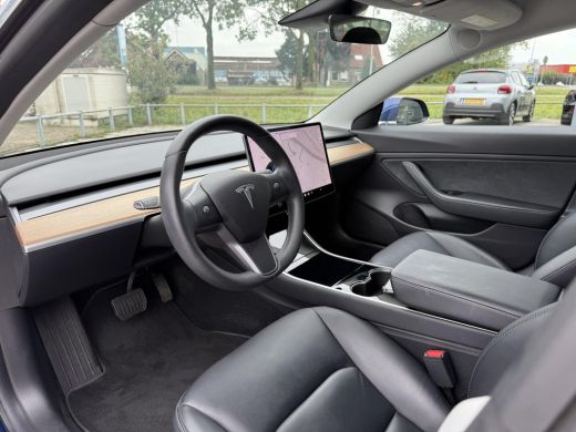 Tesla Model 3 Range Plus | Autopilot | Panorama | Leder | ActivLease financial lease