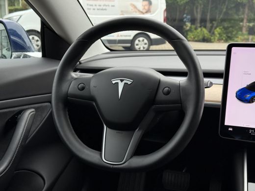 Tesla Model 3 Range Plus | Autopilot | Panorama | Leder | ActivLease financial lease