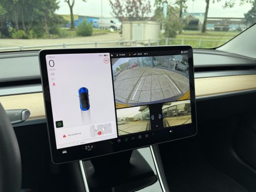 Tesla Model 3 Range Plus | Autopilot | Panorama | Leder | ActivLease financial lease