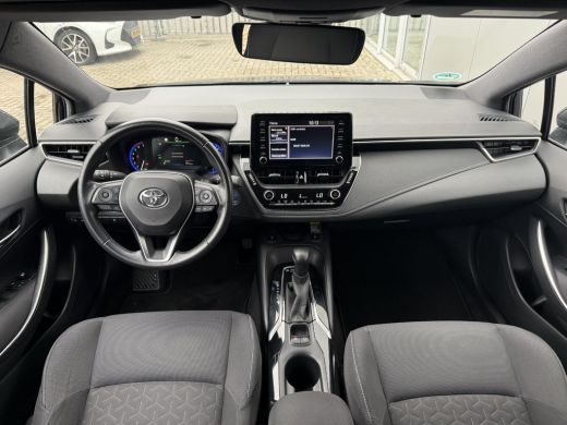 Toyota Corolla Touring Sports 1.8 Hybrid Dynamic **KEYLESS/ STOELVERWARMING/ APPLE CARPLAY/ LENDENSTEUN VERSTELBAAR/ GARANTIE** ActivLease financial lease
