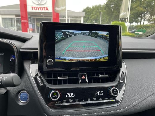 Toyota Corolla Touring Sports 1.8 Hybrid Dynamic | Navigatiesysteem | Stoelverwarming ActivLease financial lease