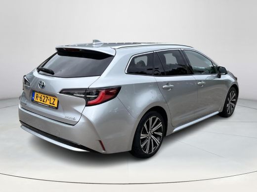 Toyota Corolla Touring Sports 1.8 Hybrid Dynamic | Navigatiesysteem | Stoelverwarming ActivLease financial lease
