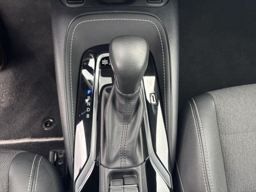 Toyota Corolla Touring Sports Hybrid 140 Dynamic ActivLease financial lease