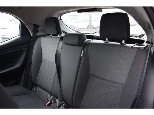 Toyota Yaris 1.5 Hybrid 115 Comfort | Automaat | Climate | Camera | Cruise ActivLease financial lease