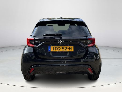 Toyota Yaris 1.5 Hybrid 130 Executive | Night sky black metallic | Demonstratie auto | ActivLease financial lease
