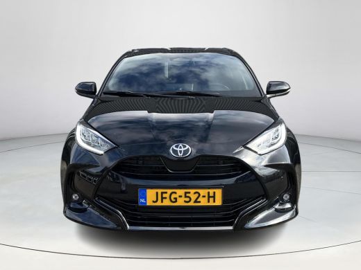 Toyota Yaris 1.5 Hybrid 130 Executive | Night sky black metallic | Demonstratie auto | ActivLease financial lease