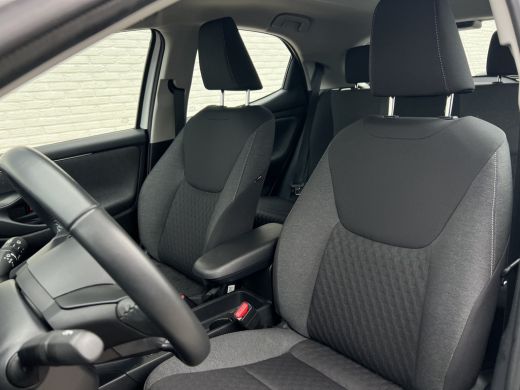 Toyota Yaris 1.5 Hybrid Team D | Navi | Carplay | Keyless | Camera ActivLease financial lease