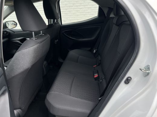 Toyota Yaris 1.5 Hybrid Team D | Navi | Carplay | Keyless | Camera ActivLease financial lease