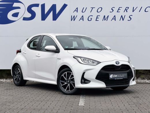 Toyota Yaris 1.5 Hybrid Team D | Navi | Carplay | Keyless | Camera ActivLease financial lease