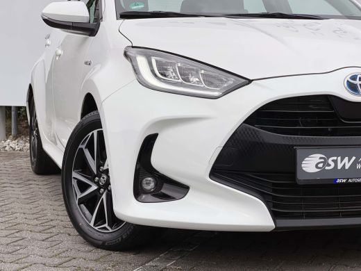 Toyota Yaris 1.5 Hybrid Team D | Navi | Carplay | Keyless | Camera ActivLease financial lease