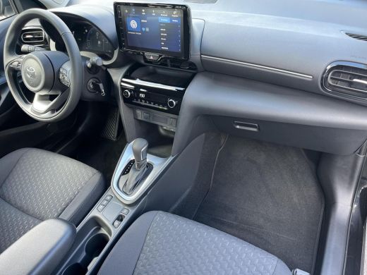 Toyota Yaris Cross 1.5 Hybrid 115 Active | Night sky black metallic | Demonstratie auto | ActivLease financial lease