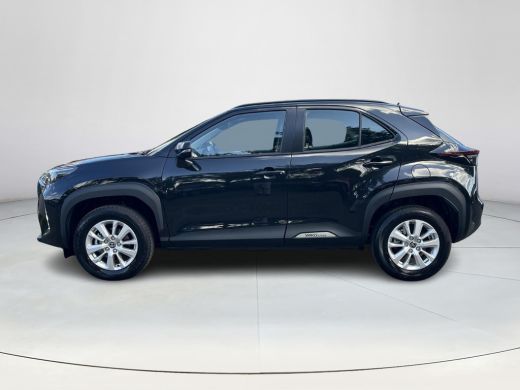 Toyota Yaris Cross 1.5 Hybrid 115 Active | Night sky black metallic | Demonstratie auto | ActivLease financial lease