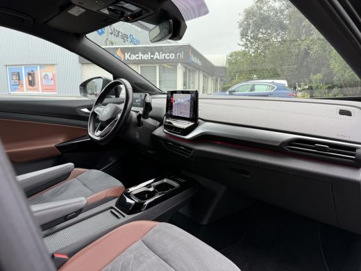 Volkswagen ID.4 First 77 kWh | Trekhaak | Navi | Camera | 20 Inch | ActivLease financial lease