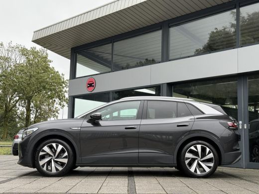 Volkswagen ID.4 First 77 kWh | Trekhaak | Navi | Camera | 20 Inch | ActivLease financial lease