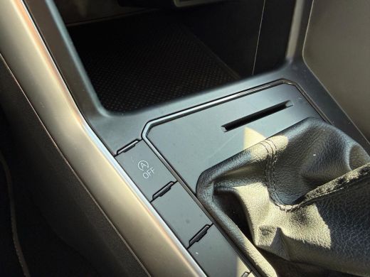 Volkswagen Taigo 1.0 TSI Life | Achteruitrijcamera | Airco | Buitenspiegels elektrisch verstel- en verwarmbaar ActivLease financial lease