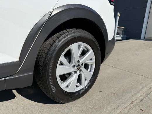 Volkswagen Taigo 1.0 TSI Life | Achteruitrijcamera | Airco | Buitenspiegels elektrisch verstel- en verwarmbaar ActivLease financial lease