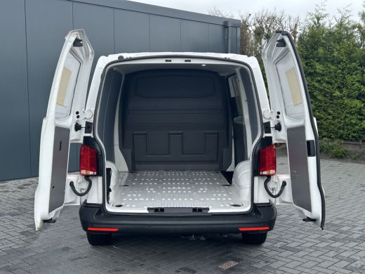 Volkswagen Transporter 2.0 TDI 111 PK COMFORTLINE / L1H1 / 1e EIGENAAR / 84.168 KM !! / AIRCO / CRUISE / BLUETOOTH ActivLease financial lease