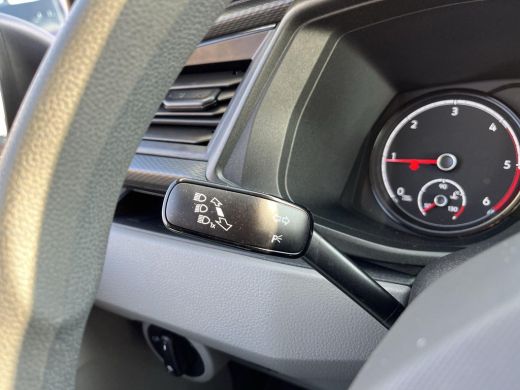 Volkswagen Transporter 2.0 TDI 150Pk L2H1 | Stoelverwarming | Airco | PDC | Bluetooth | ActivLease financial lease