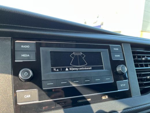 Volkswagen Transporter 2.0 TDI 150Pk L2H1 | Stoelverwarming | Airco | PDC | Bluetooth | ActivLease financial lease