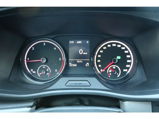 Volkswagen Transporter 2.0 TDI L1 H1 Automaat Inrichting ActivLease financial lease