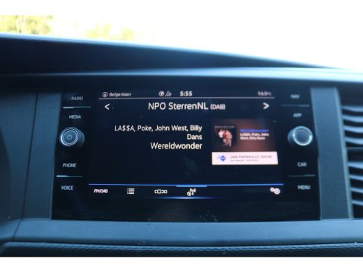 Volkswagen Transporter 2.0 TDI L1 H1 Automaat Inrichting ActivLease financial lease