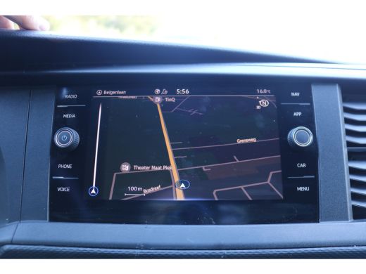 Volkswagen Transporter 2.0 TDI L1 H1 Automaat Inrichting ActivLease financial lease