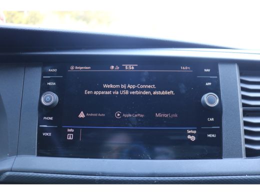 Volkswagen Transporter 2.0 TDI L1 H1 Automaat Inrichting ActivLease financial lease