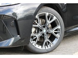 BMW 1 Serie 120 M Sport Automaat / Sportstoelen / M Adaptief onderstel / Comfort Access / Head-Up / Harman-Ka...