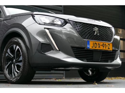 Peugeot 2008 1.2 PURETECH 130PK ALLURE PACK AUTOMAAT / NAVI / LED / PDC / CLIMA / 17"LMV / CAMERA / WINTERPAKK... ActivLease financial lease